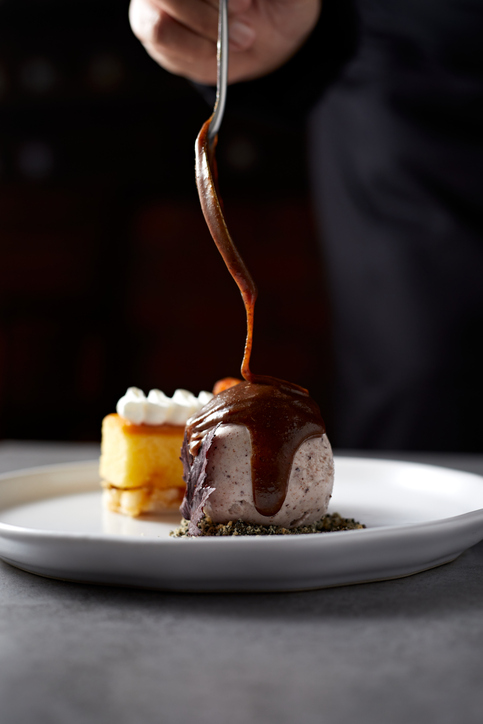 Robert Stolz Restaurant